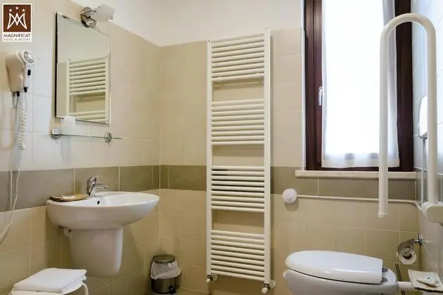 Superior Tek Büyük Yataklı Oda, Balkon