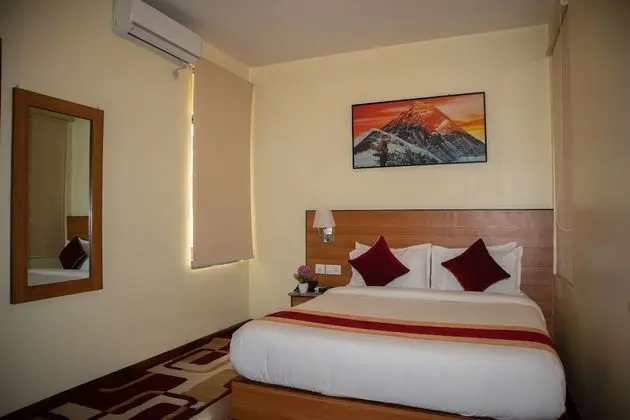 Deluxe Tek Büyük Yataklı Oda, 1 Büyük (Queen) Boy Yatak