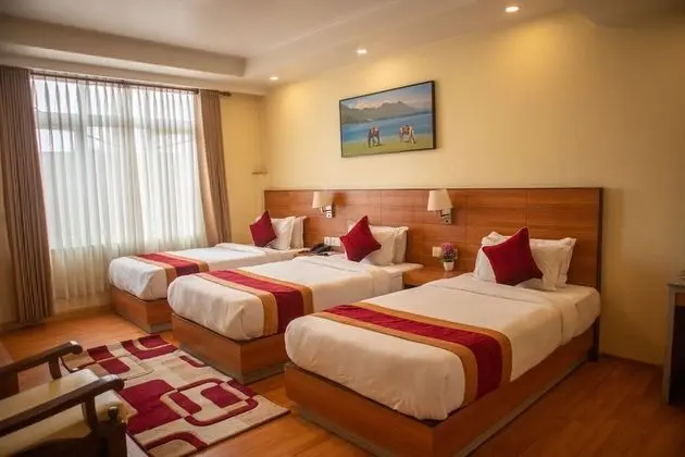 Deluxe Üç Kişilik Oda, 3 Tek Kişilik Yatak