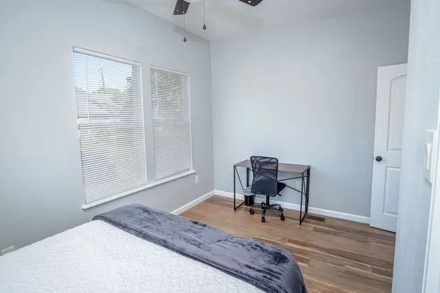 Ev (6 Bedrooms)