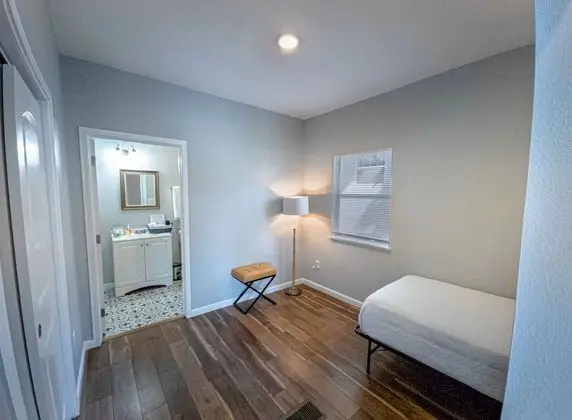 Ev (6 Bedrooms)