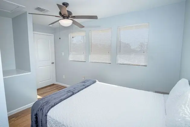Ev (6 Bedrooms)