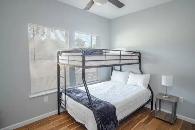 Ev (6 Bedrooms)