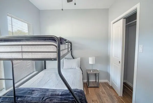 Ev (6 Bedrooms)