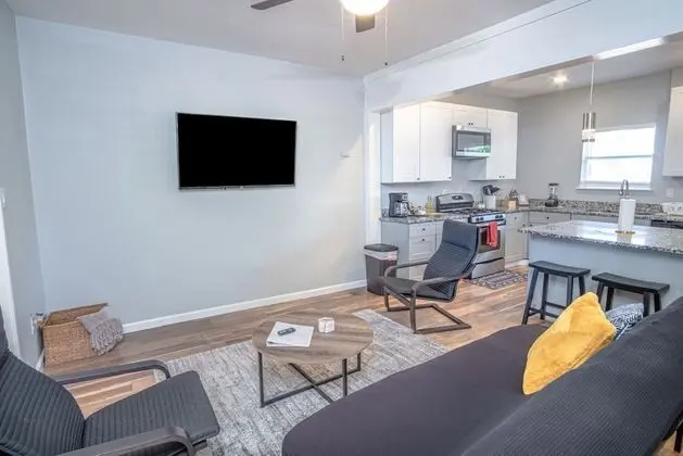 Ev (6 Bedrooms)