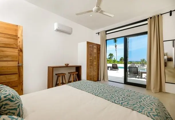 Villa, 5 Yatak Odası, Sigara İçilebilir, Sıcak Su Havuzu