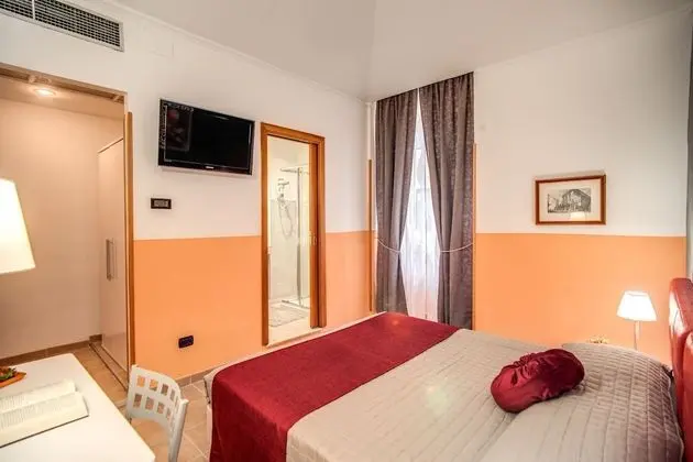 Economy Tek Büyük Yataklı Oda