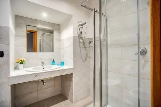 Economy Tek Büyük Yataklı Oda