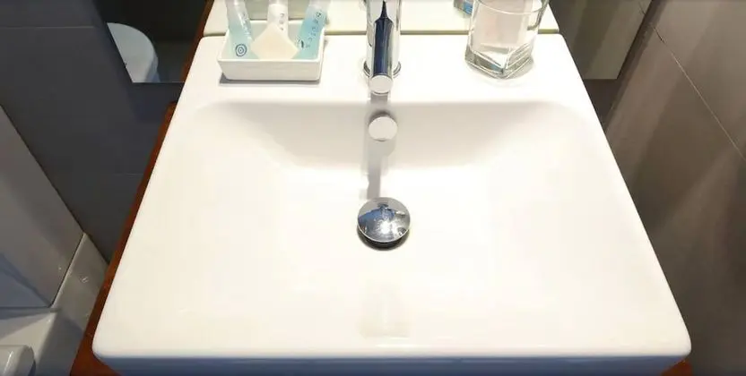 Junior Tek Büyük Yataklı Oda