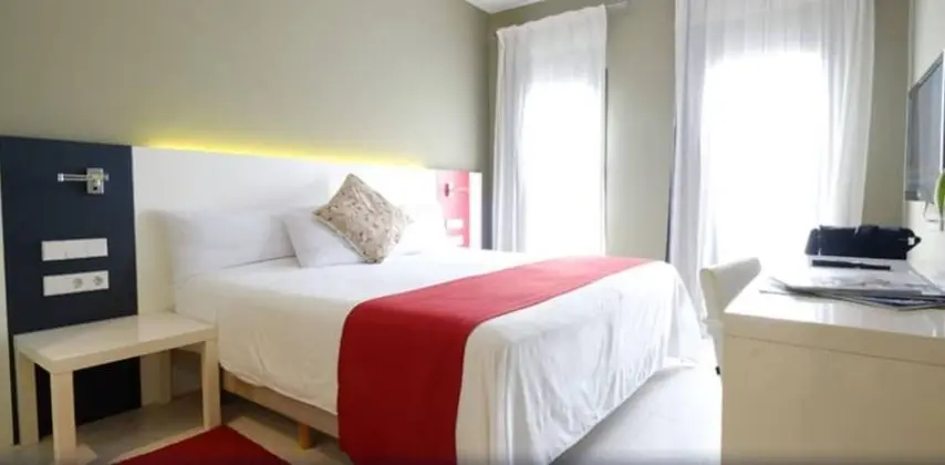 Standard Tek Büyük Yataklı Oda