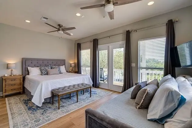 Ev (3 Bedrooms)