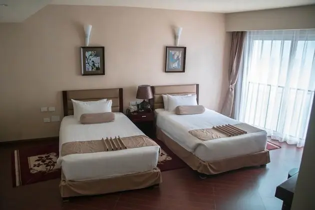 İki Ayrı Yataklı Oda, 2 Tek Kişilik Yatak, Tepe Manzaralı
