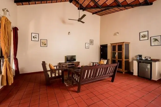 Grand Cottage