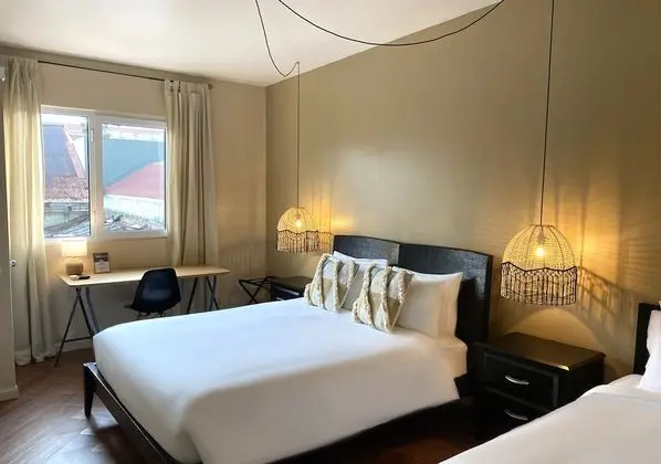 Deluxe Üç Kişilik Oda, Birden Çok Yatak
