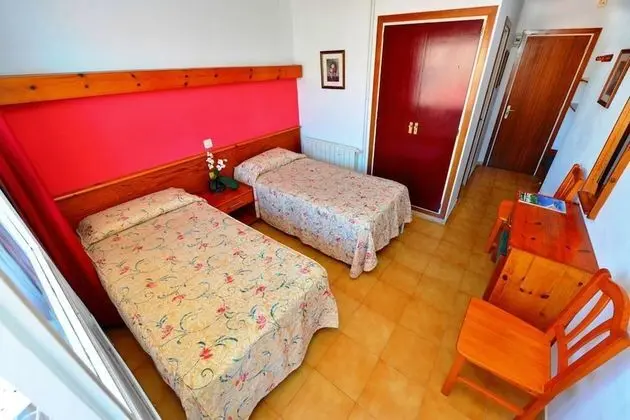 Tek Büyük Yataklı Oda, Balkon