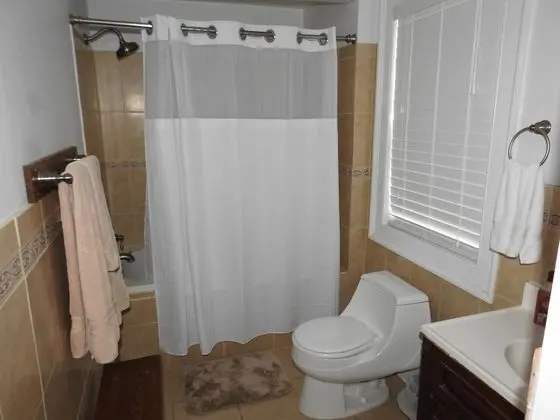 Süit, Özel Banyo (Magnolia Suite)