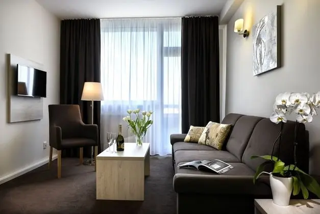 Executive Apart Daire, Şehir Manzaralı