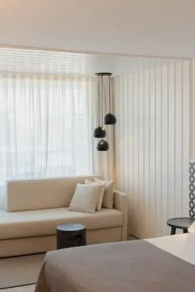 Habitación Triple Superior Con Terraza (Spa Access)