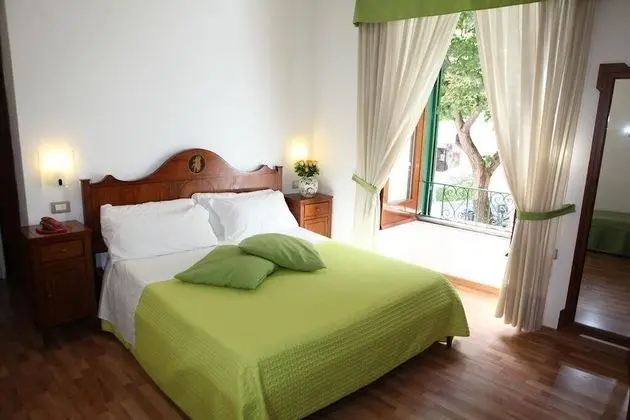 Comfort Tek Büyük Yataklı Oda, Şehir Manzaralı