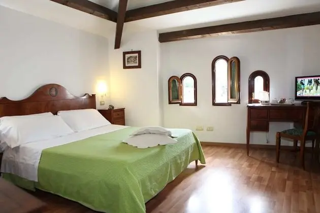 Comfort Tek Büyük Yataklı Oda, Şehir Manzaralı