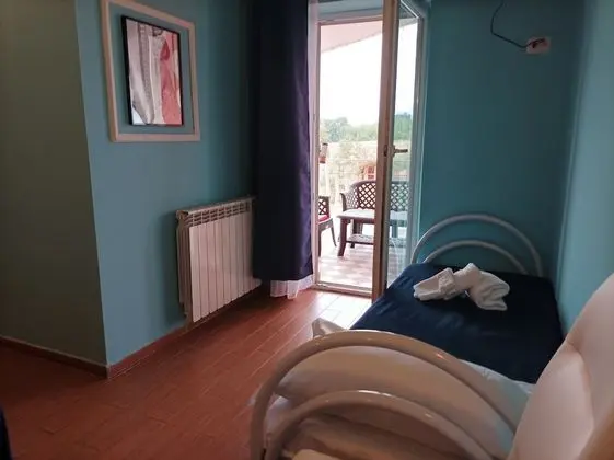 Comfort Üç Kişilik Oda, Teras