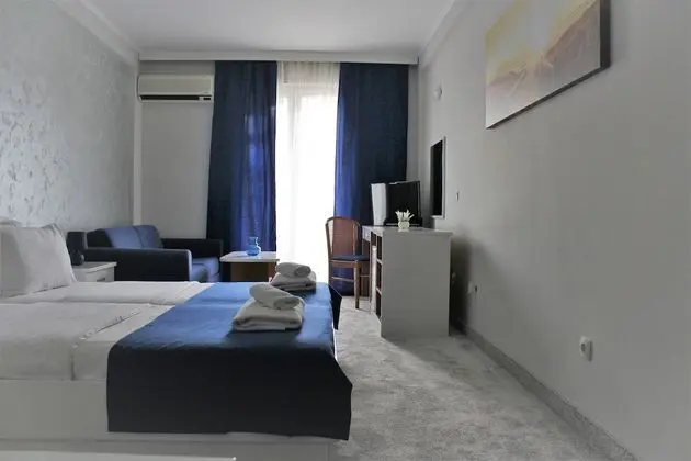 Standard Tek Büyük veya İki Ayrı Yataklı Oda, Balkon, Deniz Manzaralı