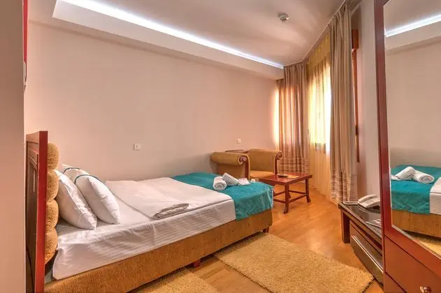 Çift ​​kişilik Standard
