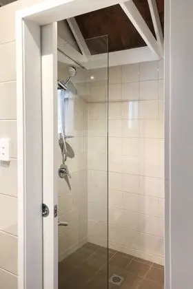 Kulübe, Küçük Mutfak (Self-contained)