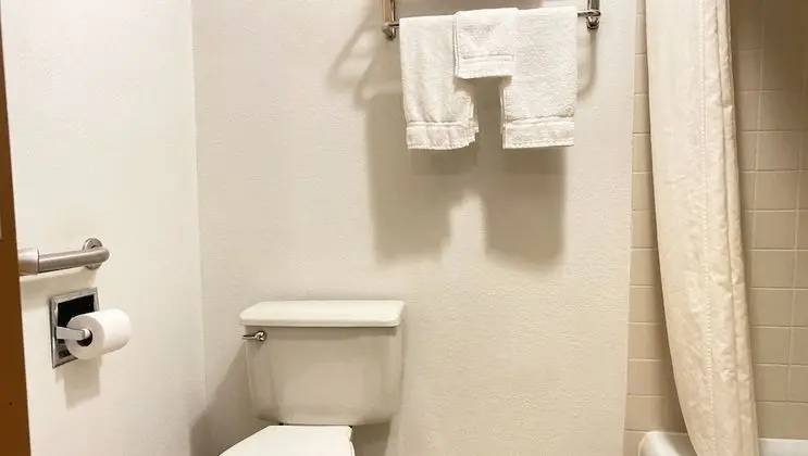 Oda, 1 Büyük (Queen) Boy Yatak, Sigara İçilmez