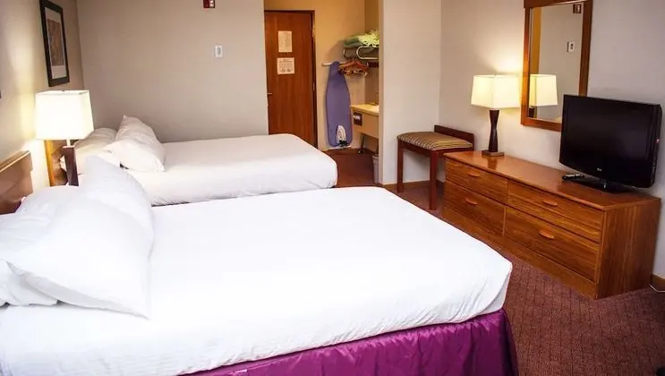 Oda, 2 Çift Kişilik Yatak, Sigara İçilmez (Non Pet-Friendly)