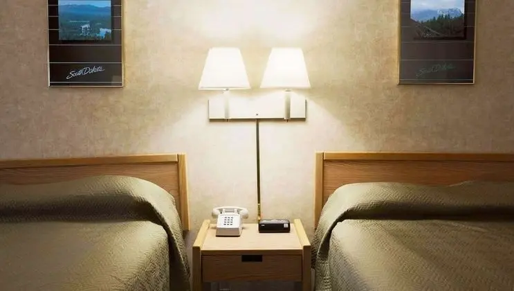 Oda, 2 Çift Kişilik Yatak, Sigara İçilmez, Özel Banyo