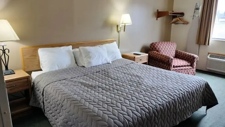 Standard Oda, 1 En Büyük (King) Boy Yatak, Sigara İçilmez, Buzdolabı ve Mikrodalga