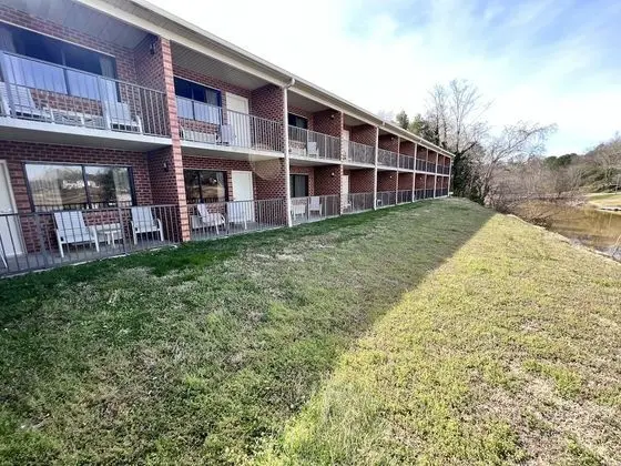 Standard Oda, 2 Büyük (Queen) Boy Yatak, Balkon, Göl Manzaralı (Non Smoking)