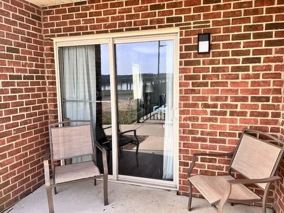 Süit, 1 En Büyük (King) Boy Yatak ve Çekyat, Balkon, Göl Manzaralı (Non Smoking)