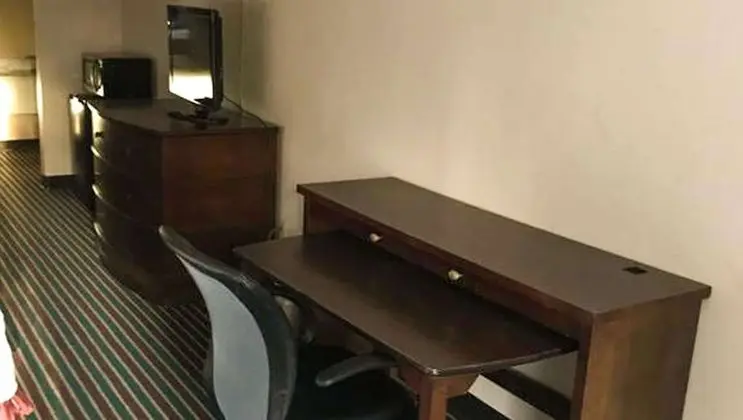 Standard Oda, 2 Çift Kişilik Yatak, Sigara İçilmez, Buzdolabı ve Mikrodalga