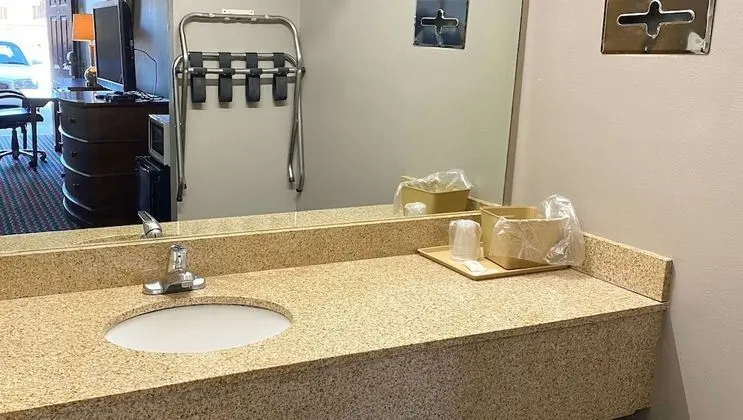 Standard Oda, 2 Çift Kişilik Yatak, Sigara İçilmez, Buzdolabı ve Mikrodalga