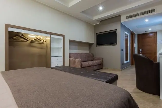 Superior Tek Büyük veya İki Ayrı Yataklı Oda