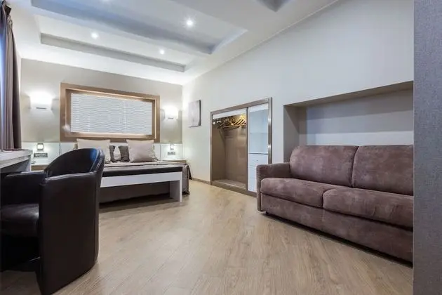 Superior Tek Büyük veya İki Ayrı Yataklı Oda