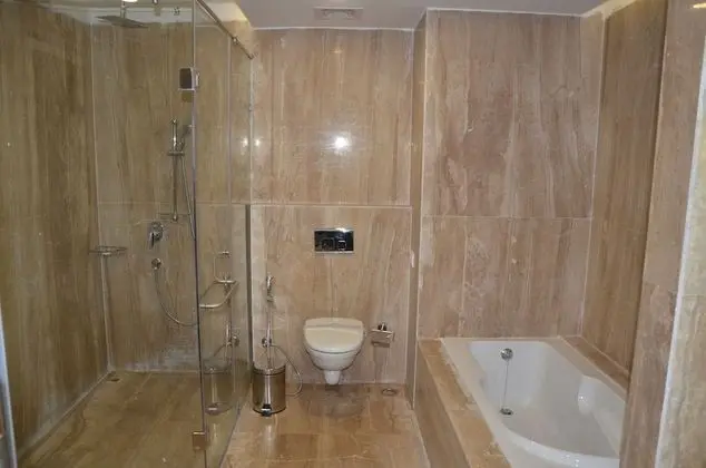 Deluxe Süit, 1 En Büyük (King) Boy Yatak, Dağ Manzaralı, Köşe