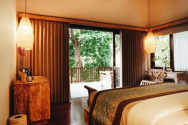 Villa, 1 Yatak Odası, Havuz Manzaralı