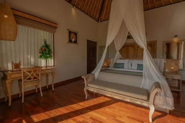 Villa, 1 Yatak Odası, Havuz Manzaralı