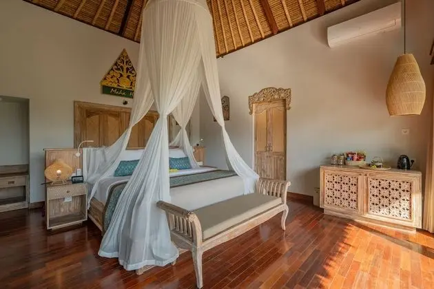 Villa, 1 Yatak Odası, Havuz Manzaralı