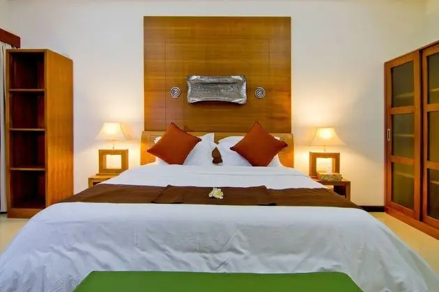 Deluxe Tek Büyük Yataklı Oda, 1 Yatak Odası, Havuz Kullanımı, Havuz Manzaralı