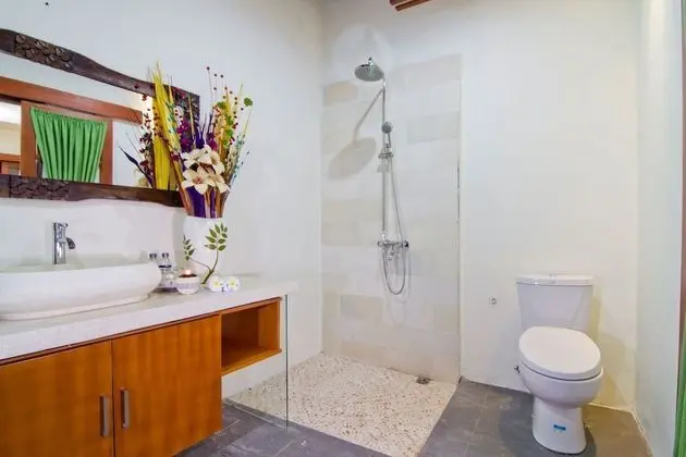 Deluxe Tek Büyük Yataklı Oda, 1 Yatak Odası, Havuz Kullanımı, Havuz Manzaralı