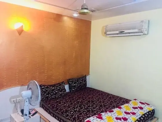 Basic Tek Büyük Yataklı Oda