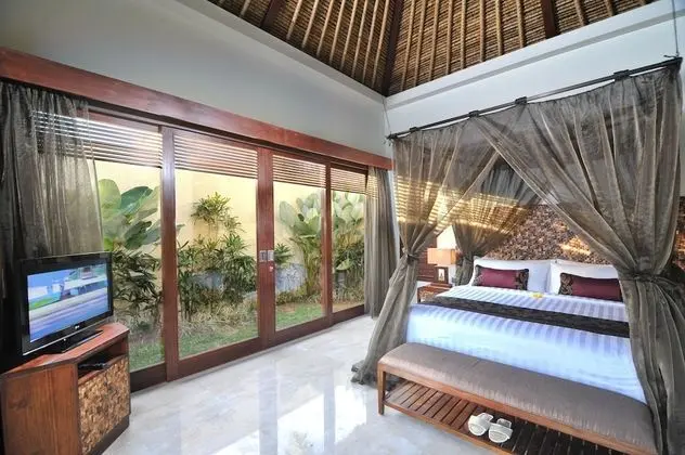 Villa, 2 Yatak Odası, Kişiye Özel Havuzlu