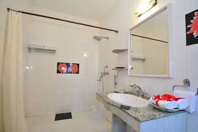 Traditional Tek Büyük Yataklı Oda