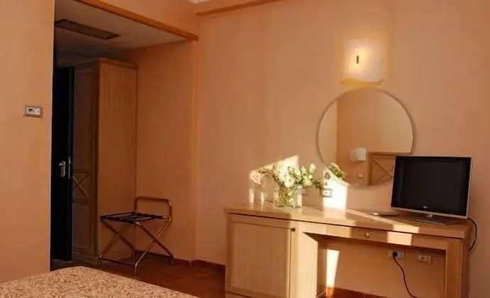 Classic Tek Büyük Yataklı Oda, Bahçe Manzaralı