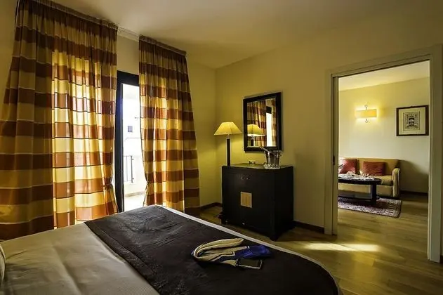 Superior Tek Büyük Yataklı Oda, Deniz Manzaralı