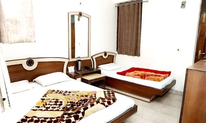 Deluxe Üç Kişilik Oda